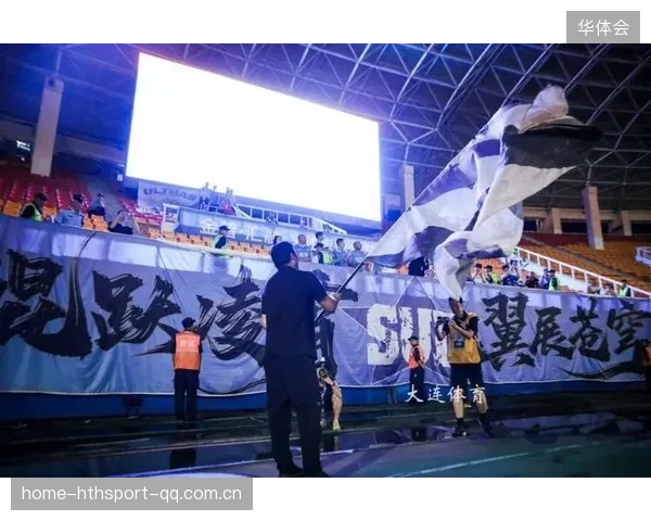 南通客场惨遭鲲城绝杀：从“逆袭”到“绝杀”，看南通足球的“逆风”生存之道